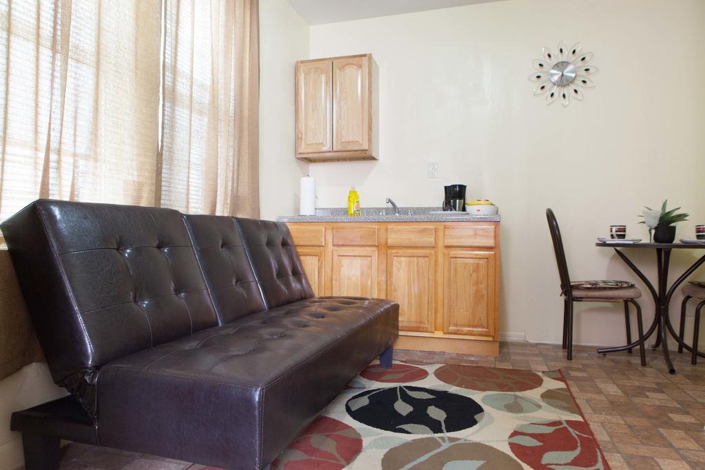 Studio, One And Two Bedroom Apartments - Bronx New York Exterior foto